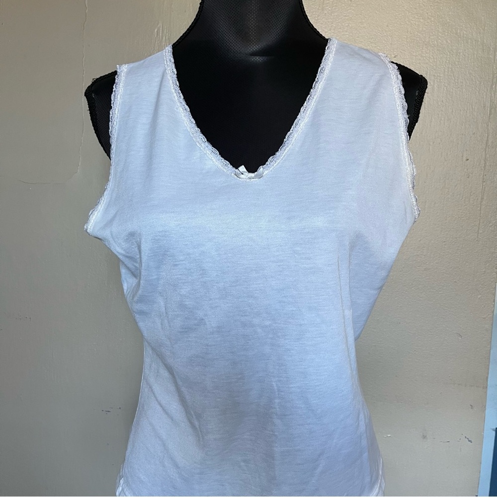Basic Editions White lace trim baby doll tank top